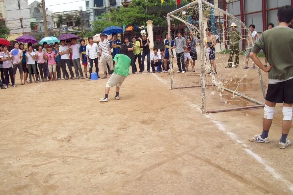 NGÀY LỊCH SỬ 17/4/09, K43a4 VO DICH Phần 3