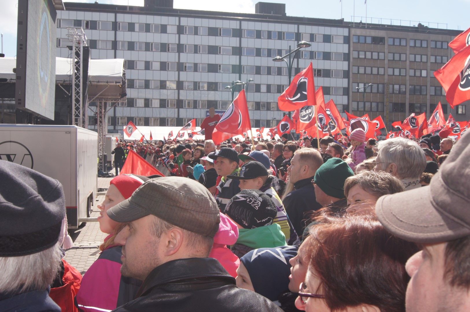 photo DSC00747Large.jpg