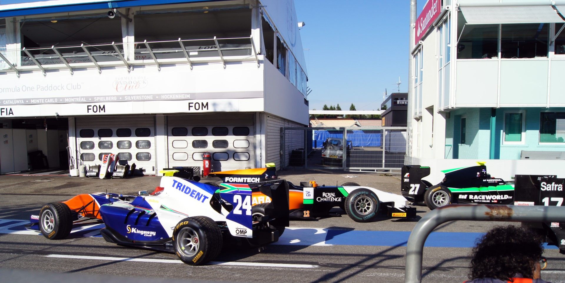 photo DSC00588Large.jpg