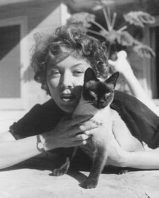 gloria-2.jpg?t=1264739597