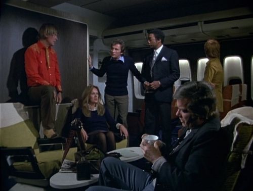 horror-at-37000-feet-still2.jpg?t=143909