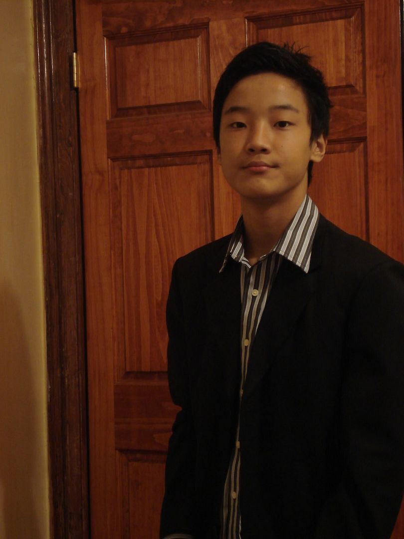 http://i667.photobucket.com/albums/vv38/whattheduce/2009196.jpg