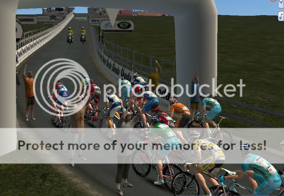 i667.photobucket.com/albums/vv31/gonchar_/11_05_reacingfinishline.jpg